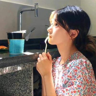 歌喉赞